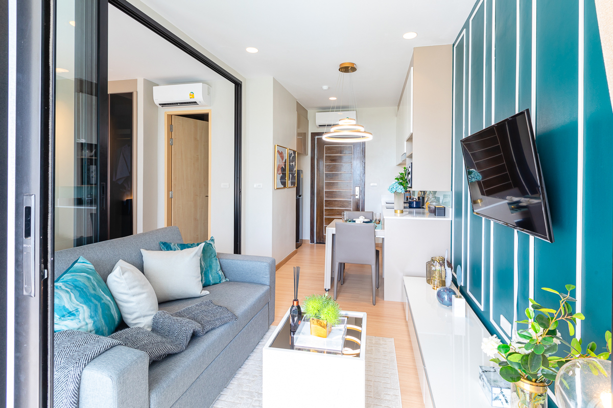  Palmetto Park Hotel & Residence, Karon Beach, Phuket
 